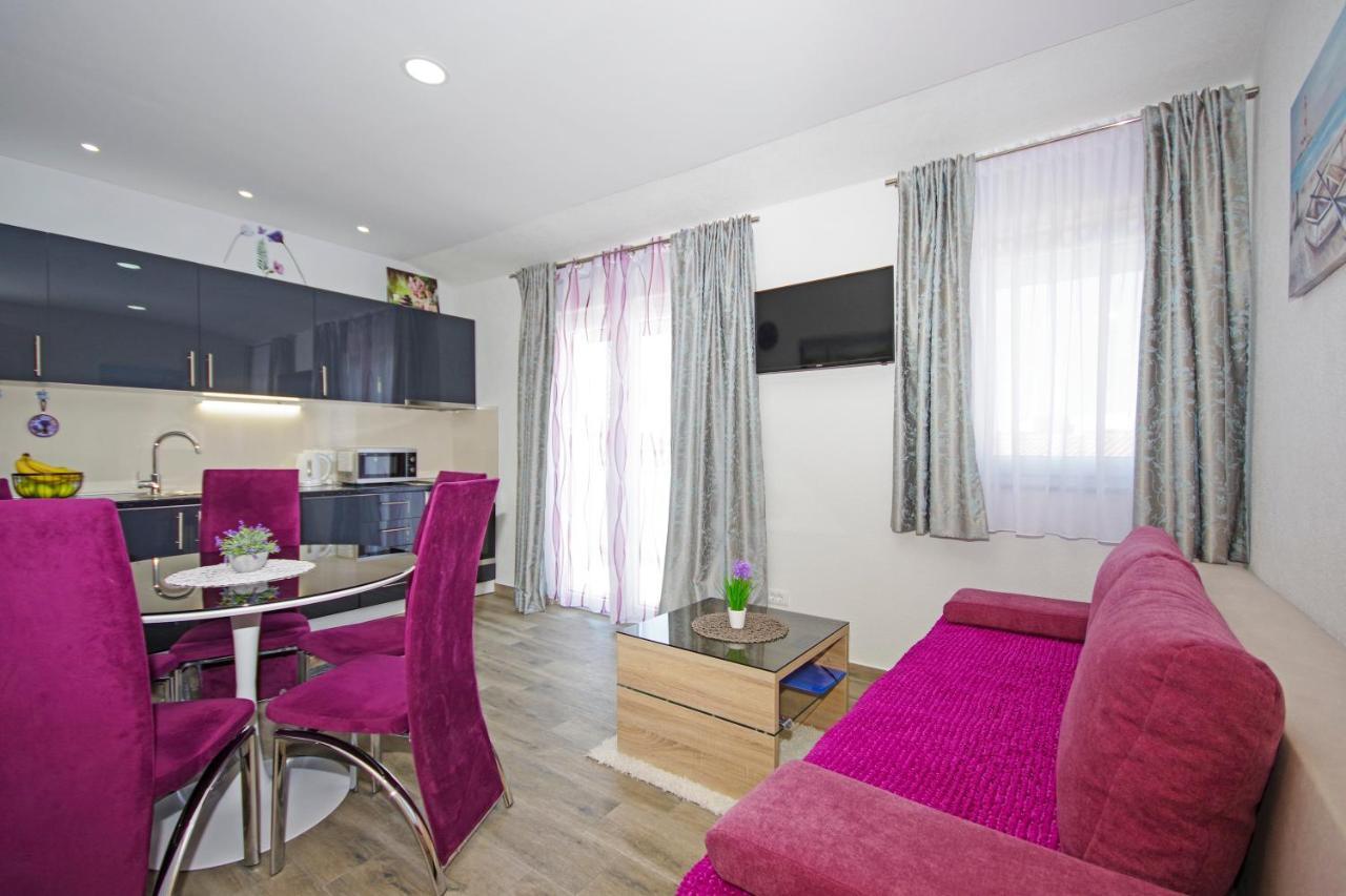 Apartment Emma Podstrana